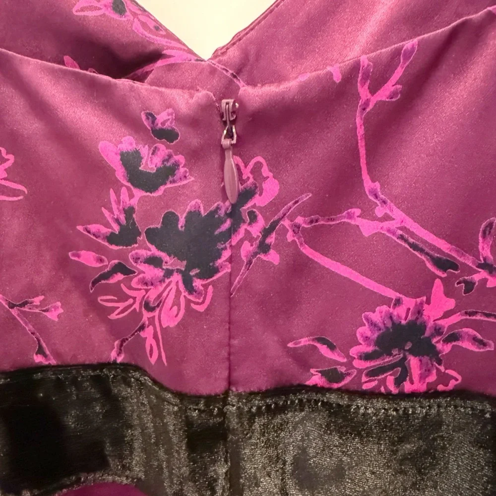 CINQ A SEPT Lara Silk Midi Dress Embossed Floral size 0 - Picture 4 of 8